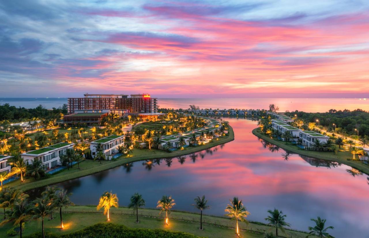 Moevenpick Villas & Residences Duong Dong Exterior foto Vinpearl Hotel Nha Trang