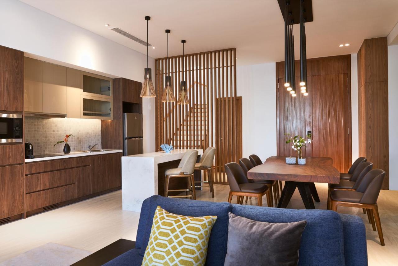 Moevenpick Villas & Residences Duong Dong Exterior foto A kitchen and dining room at the Ritz-Carlton, Maldives