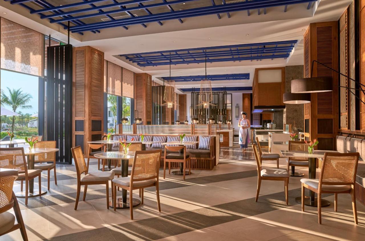Moevenpick Villas & Residences Duong Dong Exterior foto The restaurant